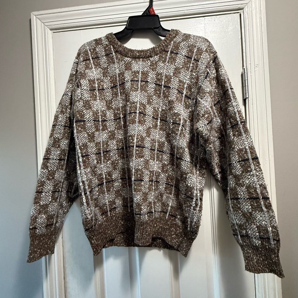TLC Brown and White Crewneck Sweater with Retro Pattern